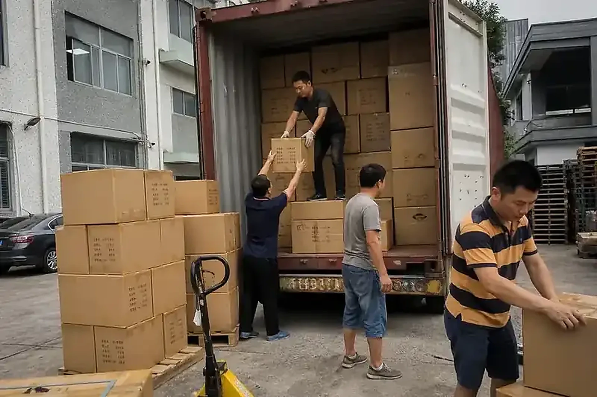仓库收货后集装箱装箱